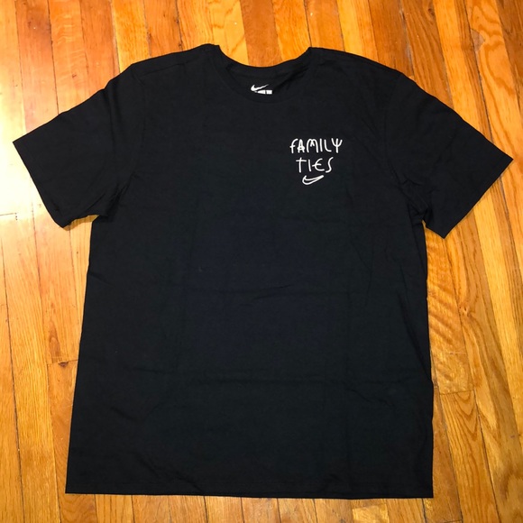 Nike Other - Nike Sportswear NYC Exclusive Family Ties Shirt XL